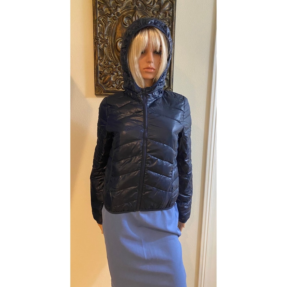C" Est Toi goose down 50% Light hoodie jacket Size L Zipper Pockets New no Tags